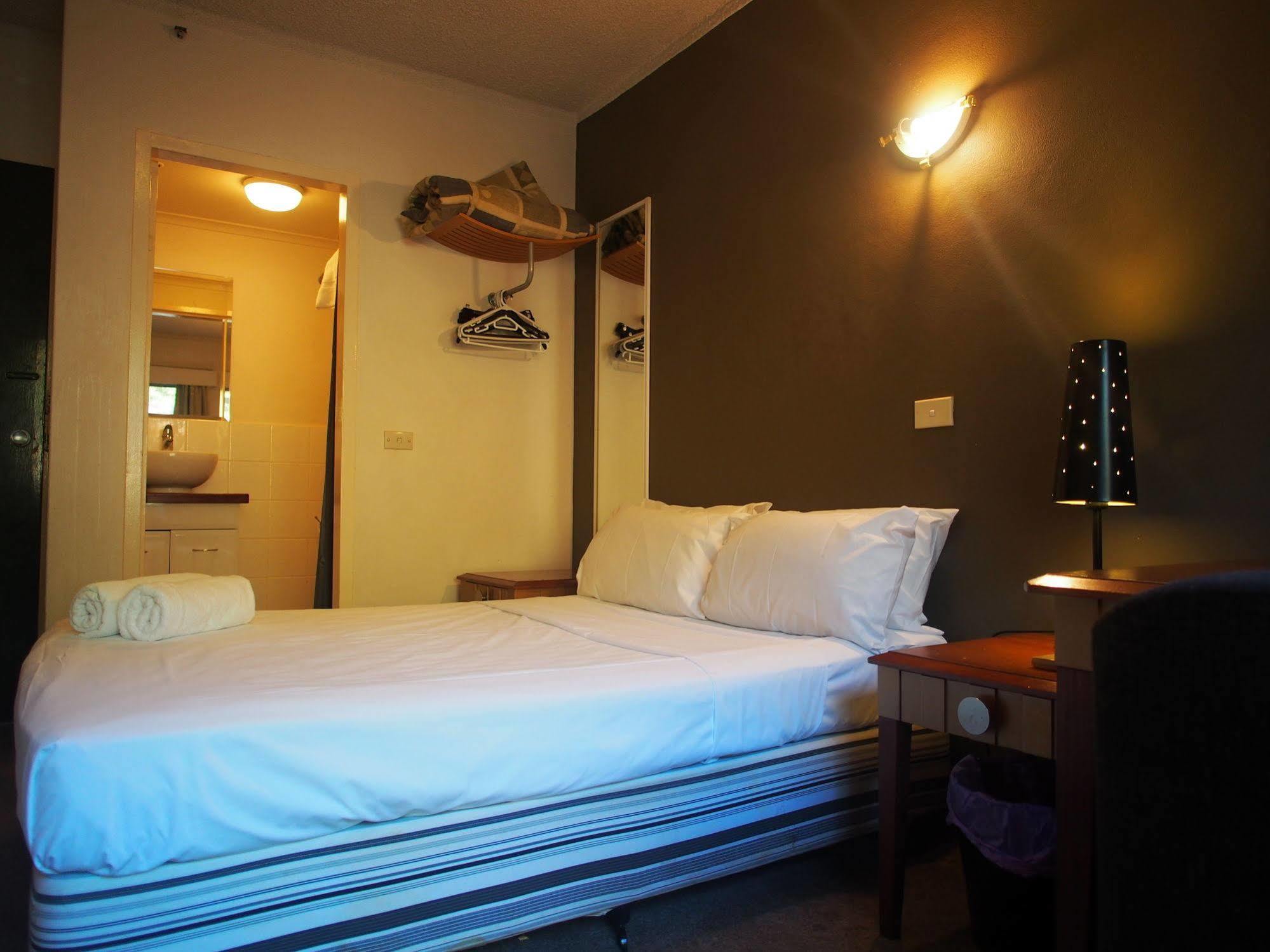 City Crown Motel ซิดนีย์ ภายนอก รูปภาพ